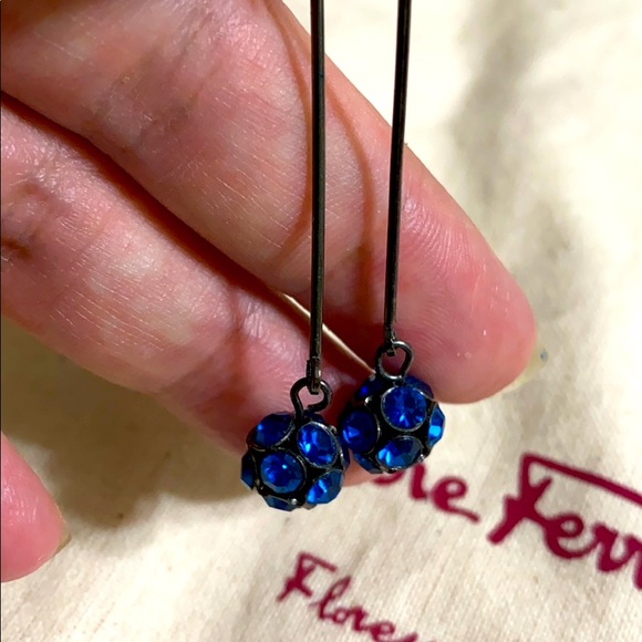 🖤Blue crystal💕 ball earrings - Picture 3 of 7